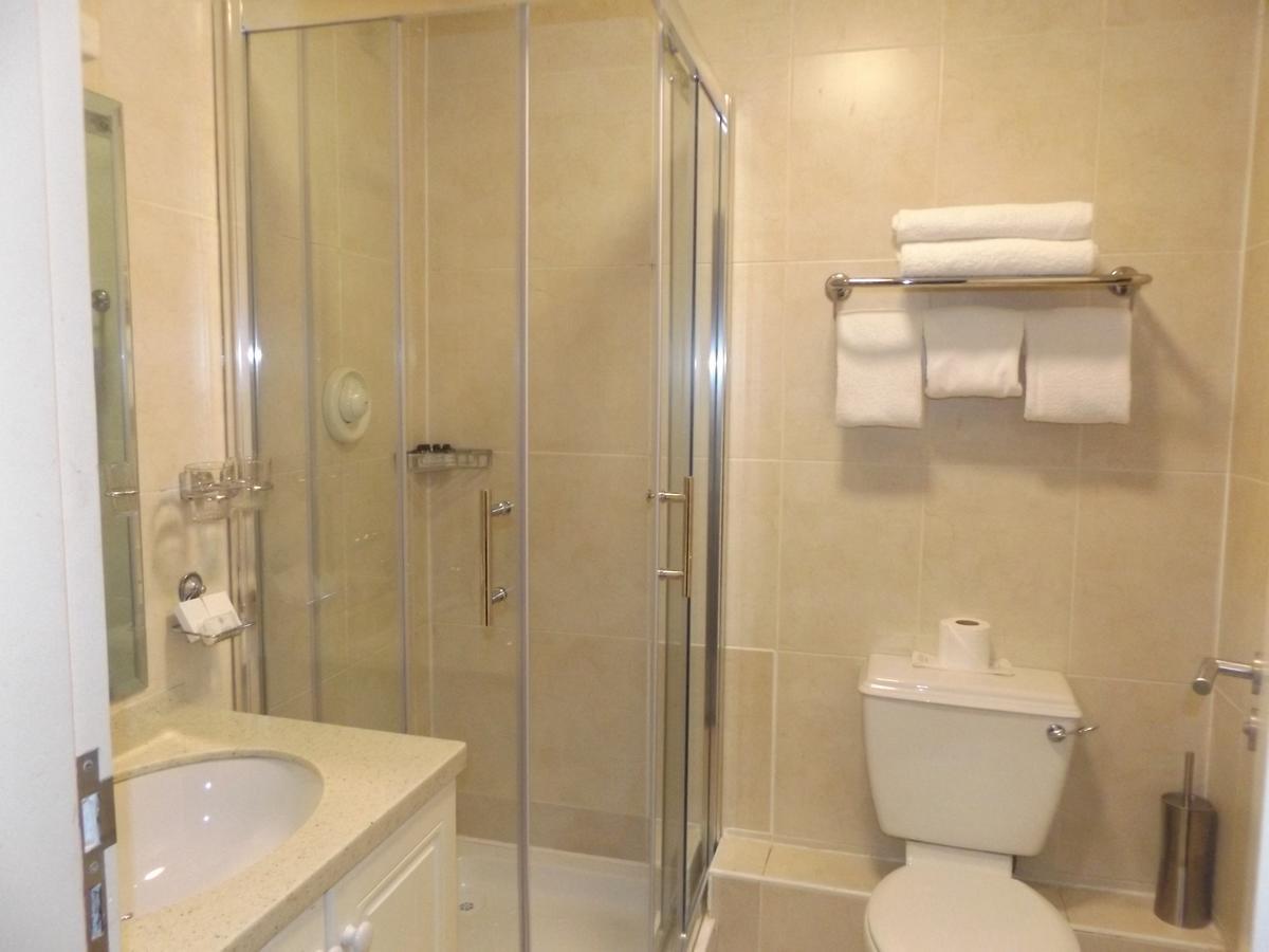 קורק East Village Hotel מראה חיצוני תמונה