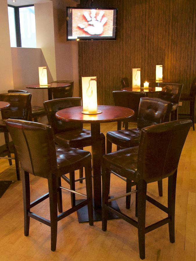 קורק East Village Hotel מראה חיצוני תמונה